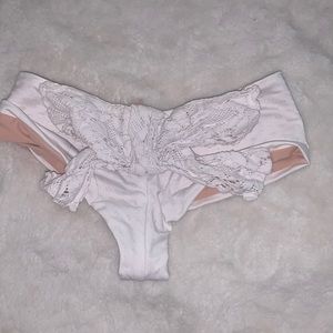 White lolli bow bottoms lace